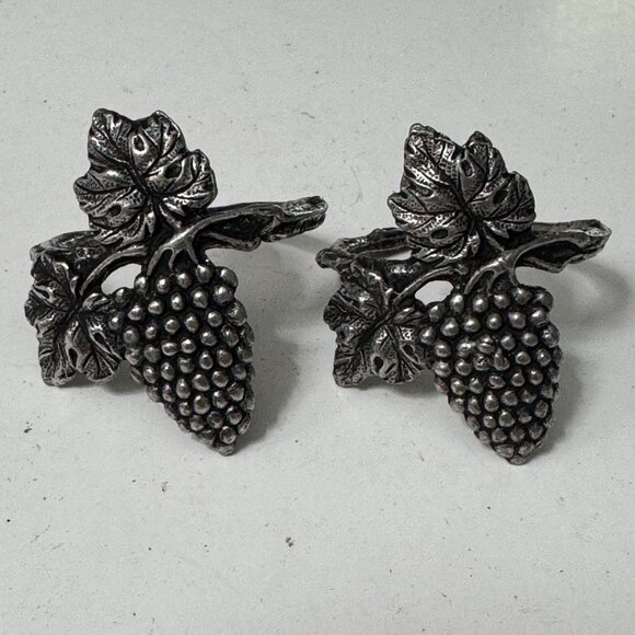 Vintage 95% Genuine Pewter Grape Vine Napkin Rings Set Of 2 Holiday Home Decor - Picture 7 of 12
